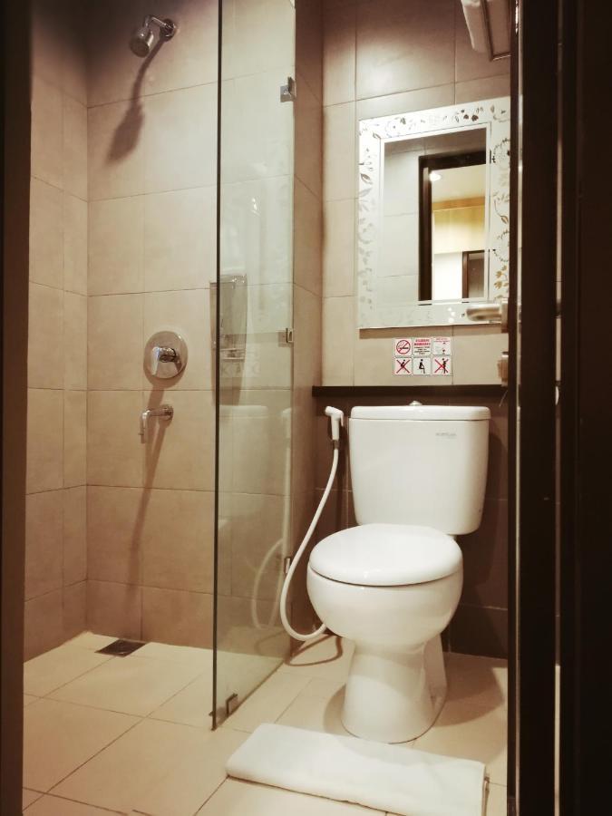 Motel The Nyaman Dżakarta Zewnętrze zdjęcie